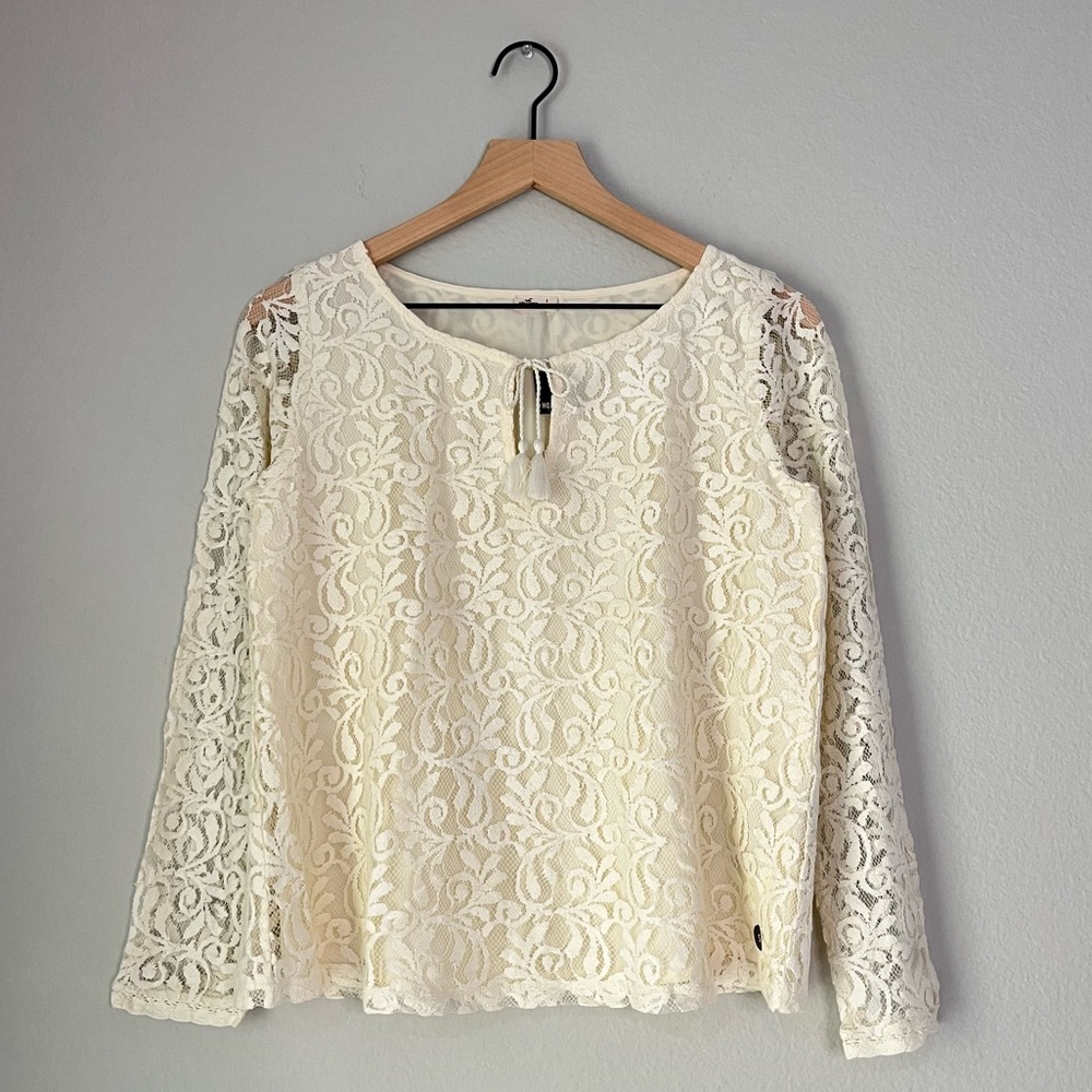 NWT | Hollister | Women’s Lace Long-sleeve Top | Ivory | Size Small